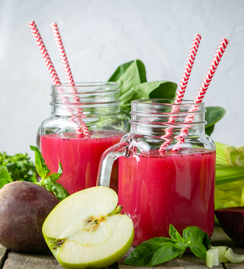 smoothies et jus pommes betteraves fruits et légumes